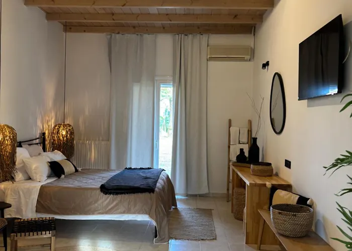 Bangallows Tartaya Residence